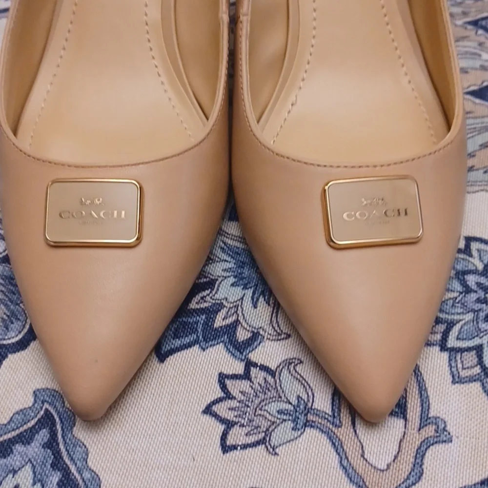 Coach Jillian Beachwood  Slingback Heels Great Neutral SZ 6.5B - Picture 11 of 16